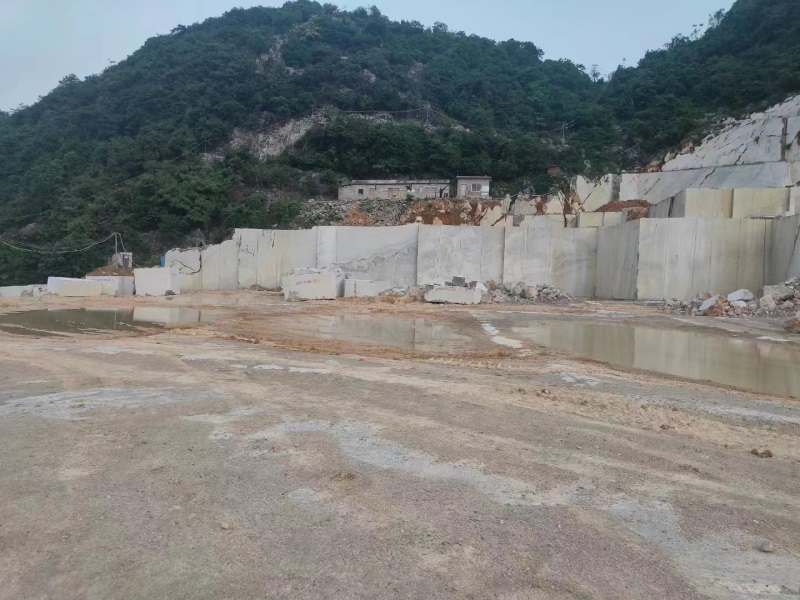 堡灰、云朵拉灰及爱马仕灰矿山合作场景